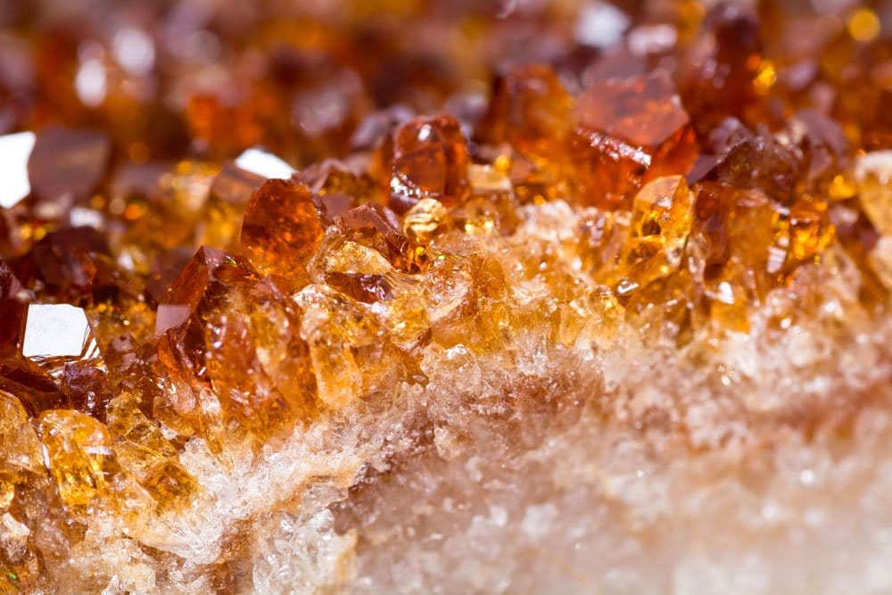 Pierre citrine naturelle — vertus et bienfaits en lithothérapie