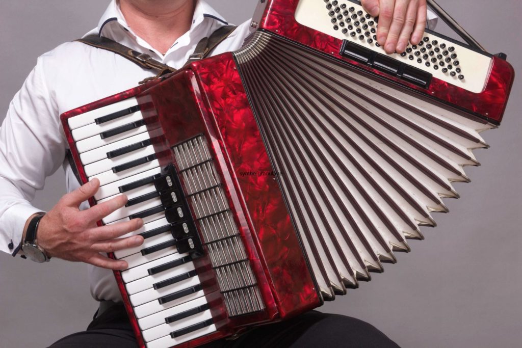 instrument-accordeon-styrie-description