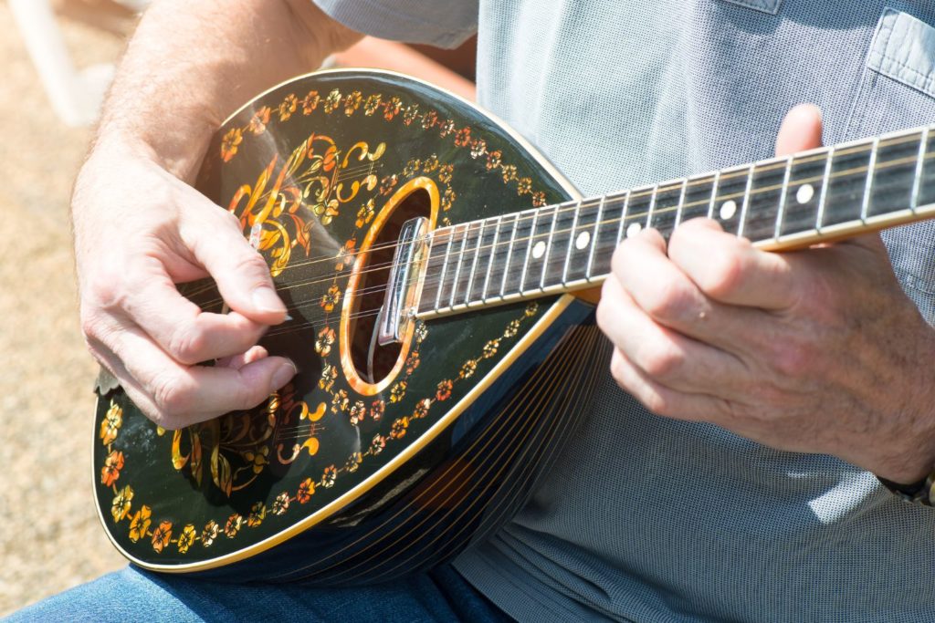 instrument-bouzouki-fonctionnement