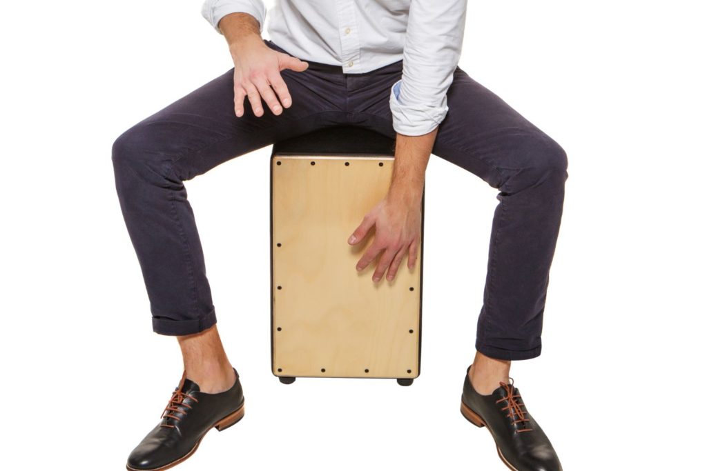 instrument-cajon-electrique-apprendre