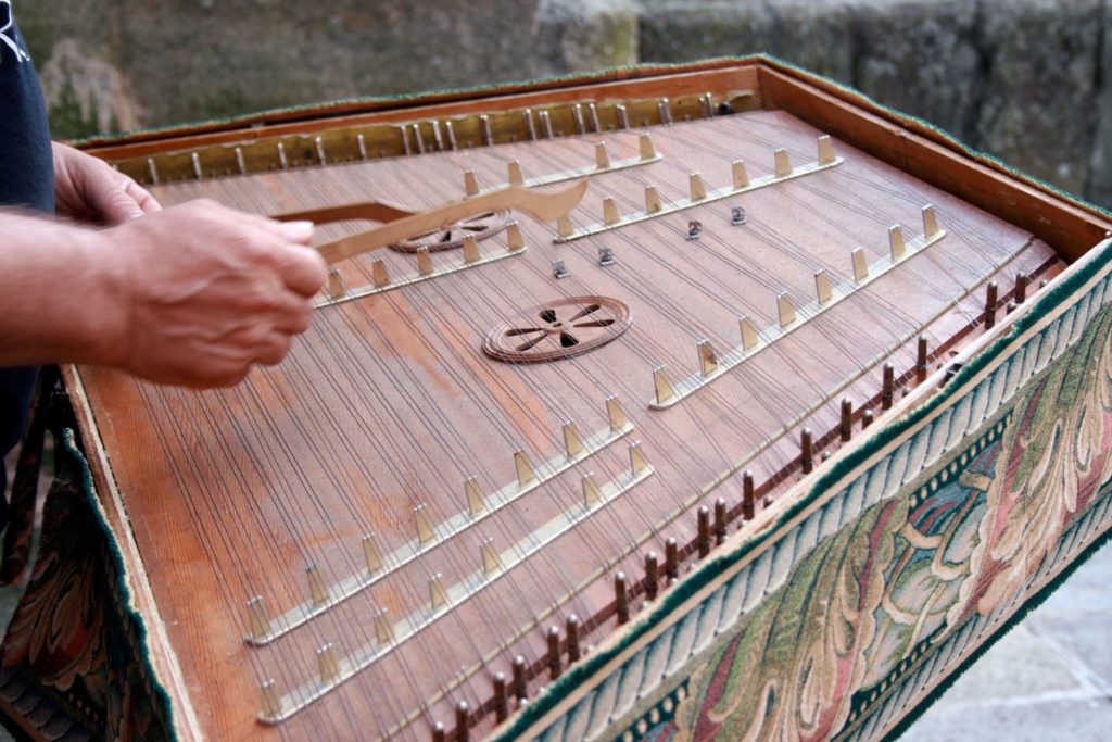 instrument-dulcimer-description