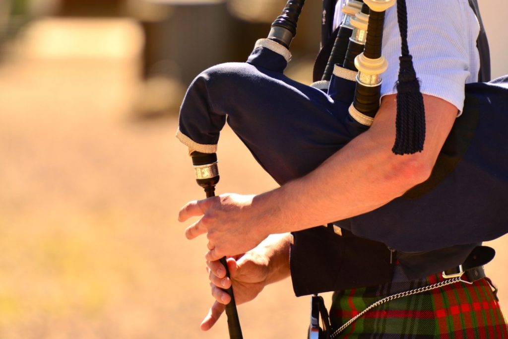 instrument-Great-Highland-bagpipe-apprendre