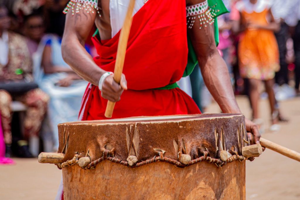 instrument-tambour-burundi-description